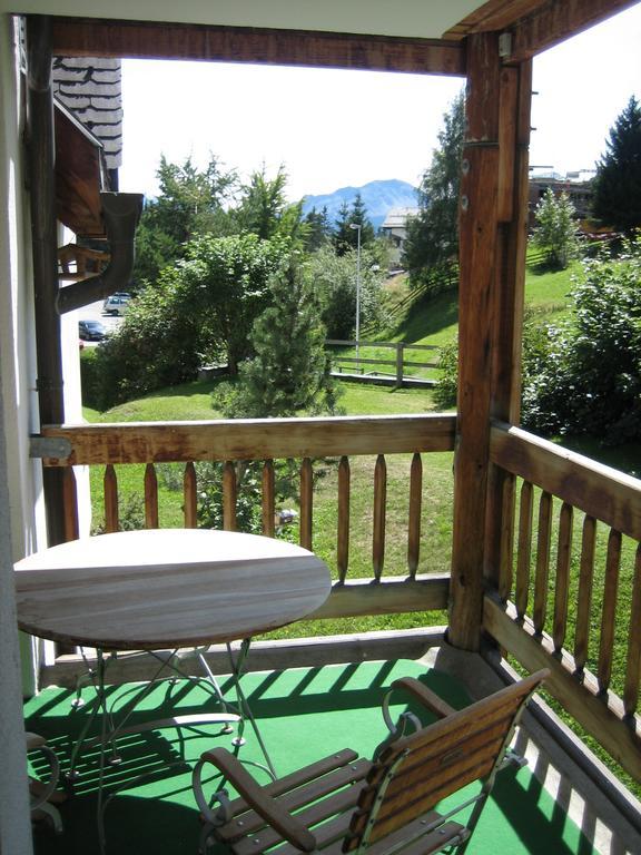 Schweizerhof Ferienwohnungen Lenzerheide 6 Δωμάτιο φωτογραφία